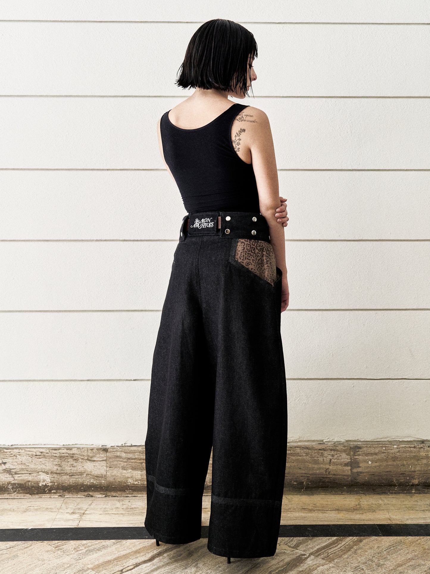 MUZZLE JEANS